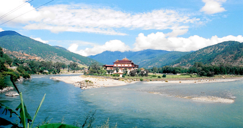 Nepal tibet bhutan tour