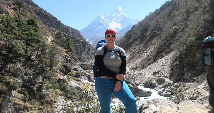 single female traveling in Nepal