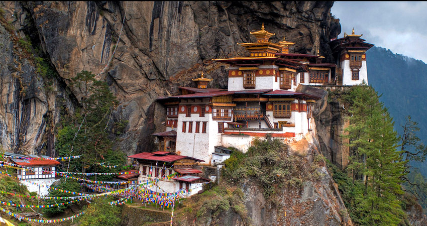 nepal tibet bhutan tour