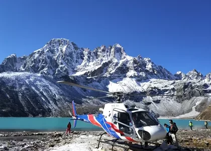 everest base camp gokyo lake helicopter trek