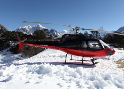 helicopter to hotel everest view