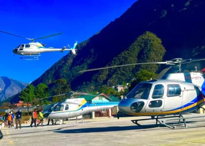 Helikopterilend Katmandu'st Luklasse