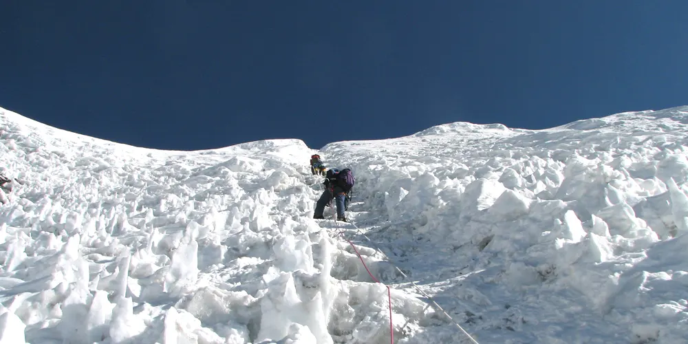 Scaling New Heights: How Famous Climbers from Around the World Secured Their U.S. Green Cards