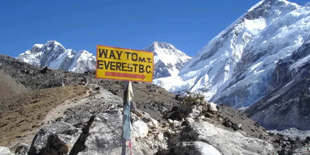 Everest base camp trek cost