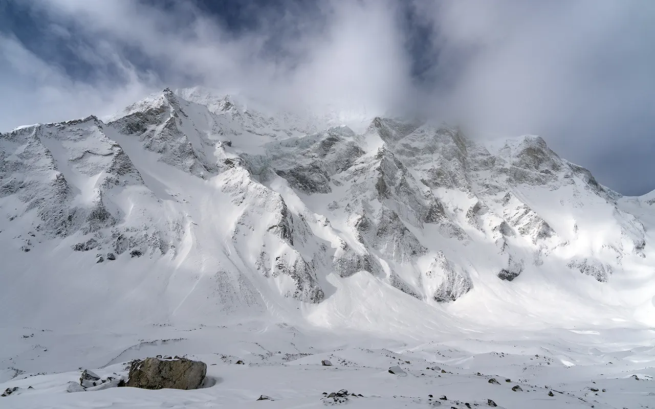 Complete Manaslu Circuit Trek Cost