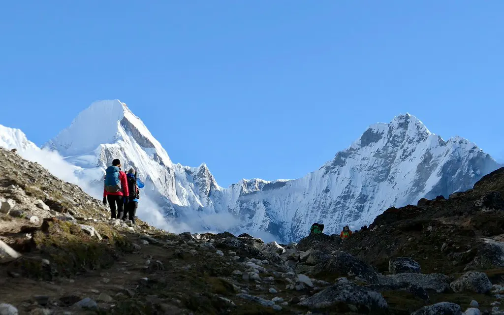 Everest Three Pass Trek Budget Guide